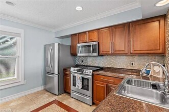 25486 Cockleshell Dr, Unit 806 in Bonita Springs, FL - Building Photo - Building Photo