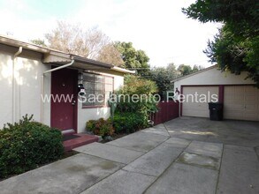 148 Fern Ct in Sacramento, CA - Building Photo - Building Photo