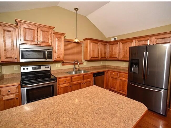 property at 544 N Old Mill Rd