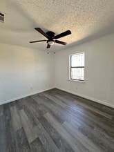 302 E 18th St in Wolfforth, TX - Building Photo - Building Photo