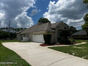 10310 Hamlet Glen Dr in Jacksonville, FL - Building Photo - Building Photo