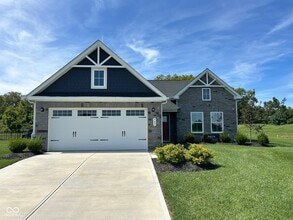 982 Independence Dr in Edinburgh, IN - Building Photo - Building Photo