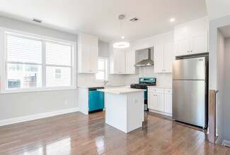 The 606 in Carteret, NJ - Building Photo - Interior Photo