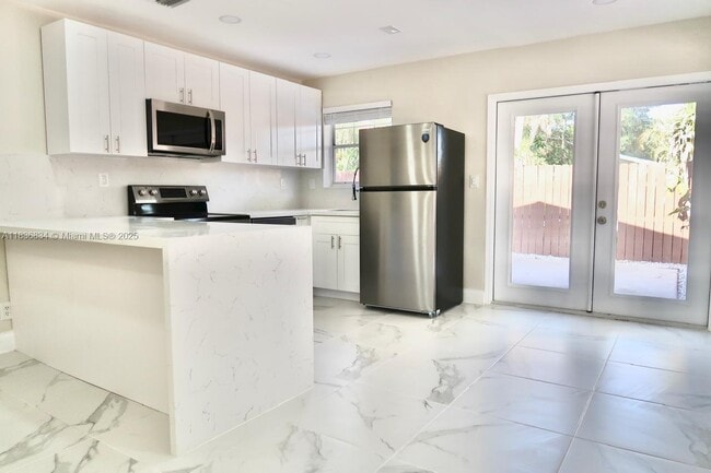 property at 112 SW 20th Ave