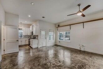 1134 Chicon St in Austin, TX - Building Photo - Building Photo