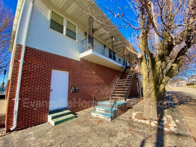 200 N Lafayette Ave in Evansville, IN - Building Photo - Building Photo
