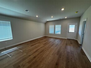 9041 NW 149th Ter in Oklahoma City, OK - Building Photo - Building Photo