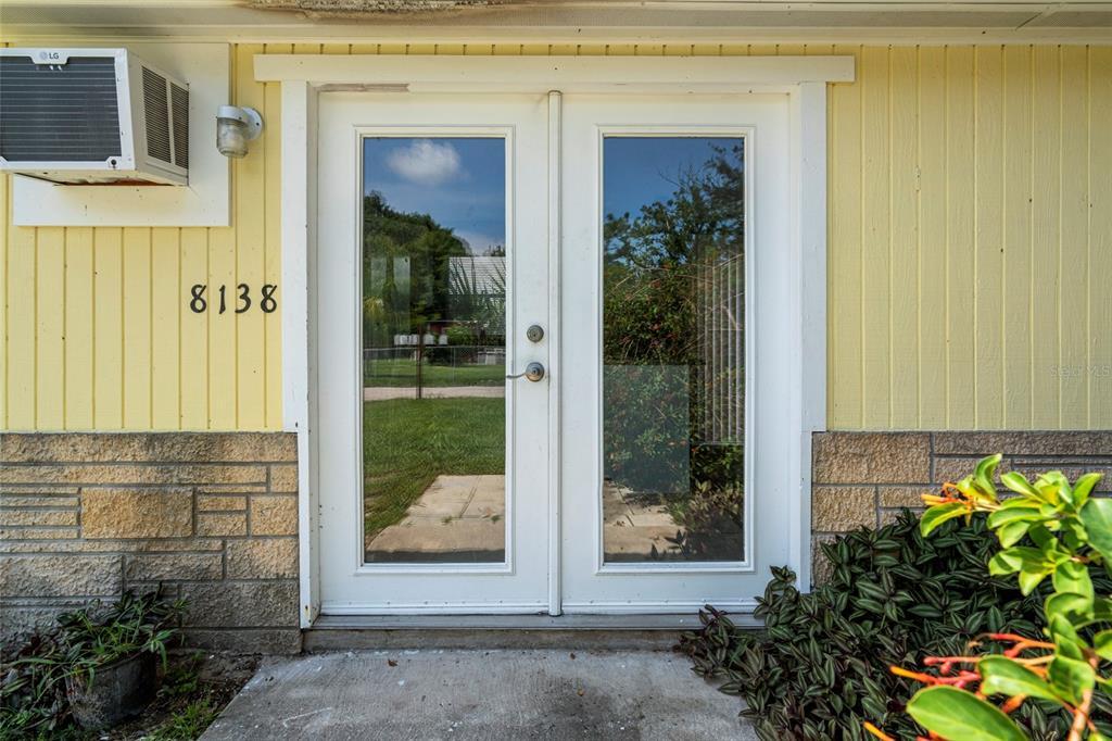8138 Krag Dr in Hudson, FL - Building Photo