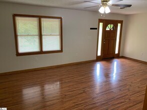 493 Tanyard Rd in Greenville, SC - Building Photo - Building Photo