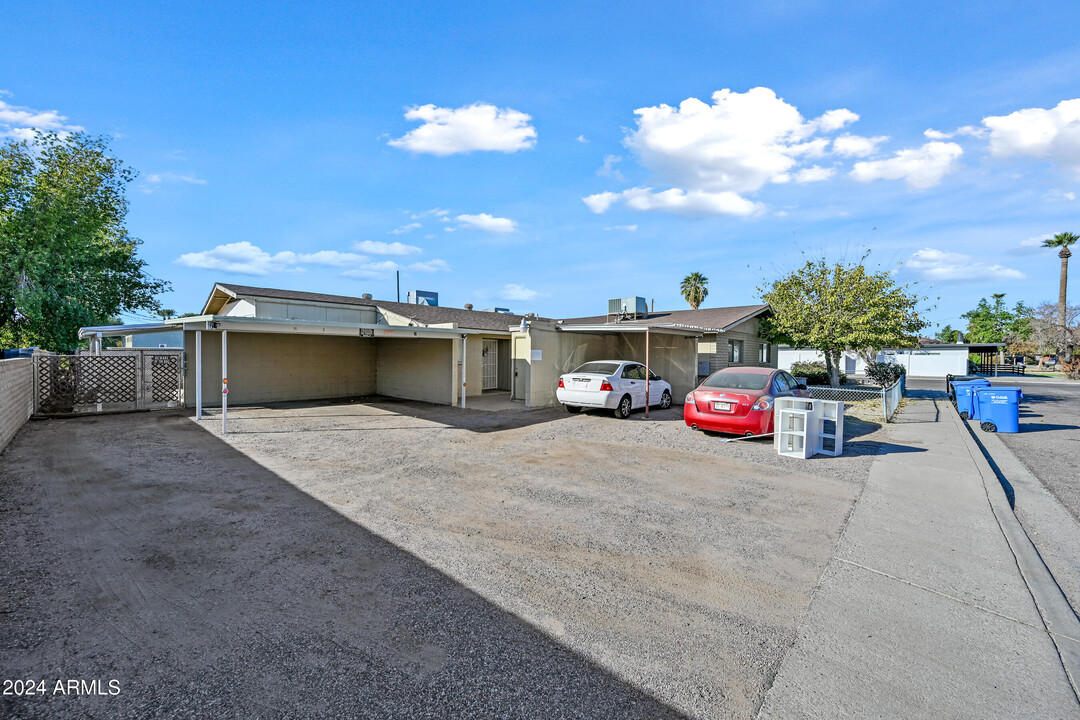 3445 E Earll Dr-Unit -2 in Phoenix, AZ - Building Photo