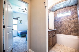 538 San Simon Dr in Alamogordo, NM - Foto de edificio - Building Photo
