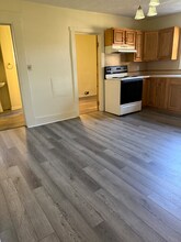 341 Strouse Ave in State College, PA - Foto de edificio - Building Photo