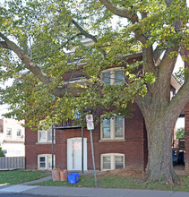 3 Balmoral Ave in Hamilton, ON - Building Photo - Building Photo