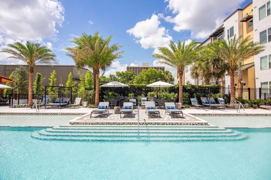Seven41 Winter Park in Winter Park, FL - Building Photo