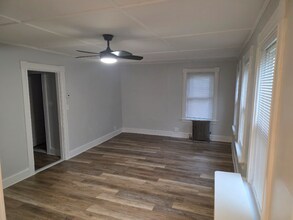 41 South St in Holbrook, MA - Building Photo - Building Photo