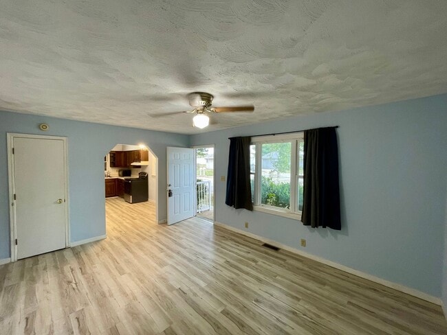 3036 Shadowfax Dr in Springfield, IL - Building Photo - Building Photo