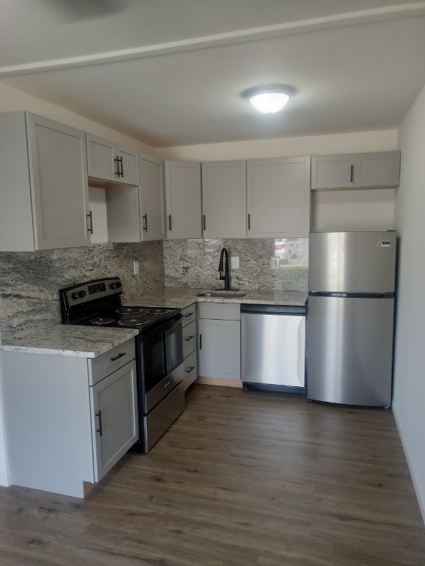 1001 White Oak Rd in Dover, DE - Foto de edificio - Building Photo