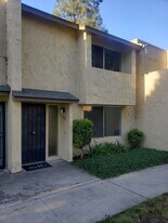 10525 Kerrigan Ct in Santee, CA - Building Photo