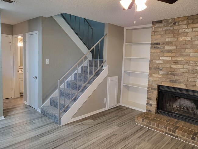 property at 809 Treadwell Ct