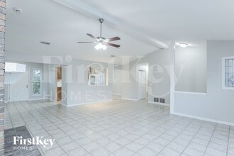 2391 Stonebridge Dr in Orange Park, FL - Foto de edificio - Building Photo