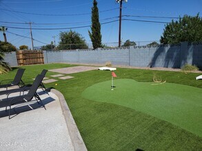 8661 E Monte Vista Rd in Scottsdale, AZ - Building Photo - Building Photo