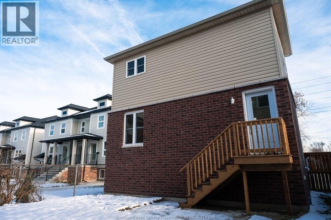 property at 3495 Bloomfield Rd