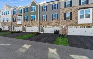 6702 Sycamore Way in Gibsonia, PA - Building Photo