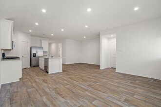 30815 Brightwell Bnd in Fulshear, TX - Building Photo - Building Photo
