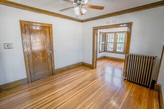 990 Grand Ave in St. Paul, MN - Building Photo - Building Photo