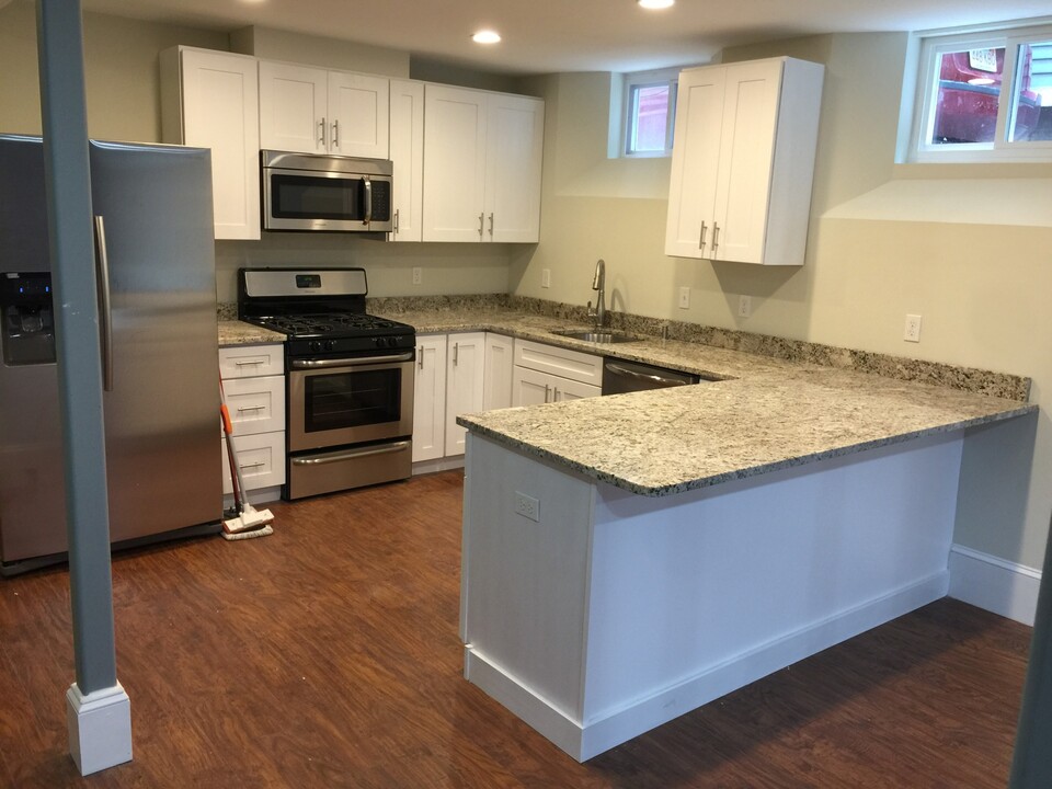 237 Norfolk St, Unit 2T in Cambridge, MA - Building Photo