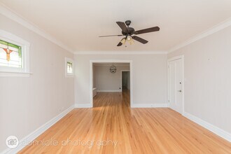 4906 N Marmora Ave in Chicago, IL - Building Photo - Building Photo