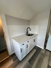 216 Rhode Island Ave in East Orange, NJ - Building Photo - Building Photo