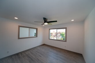 1528 Hooli Cir in Pearl City, HI - Building Photo - Building Photo