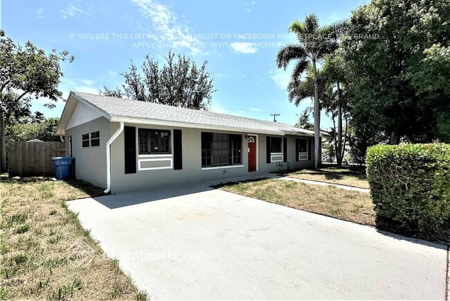 530 S 13th Pl in Lantana, FL - Building Photo - Building Photo
