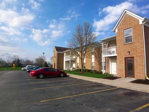 Meadowood Apartments in Rensselaer, IN - Building Photo - Building Photo