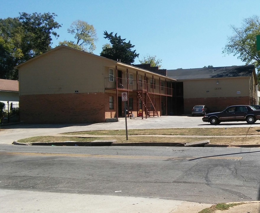 Westridge Apartments East in Birmingham, AL - Building Photo