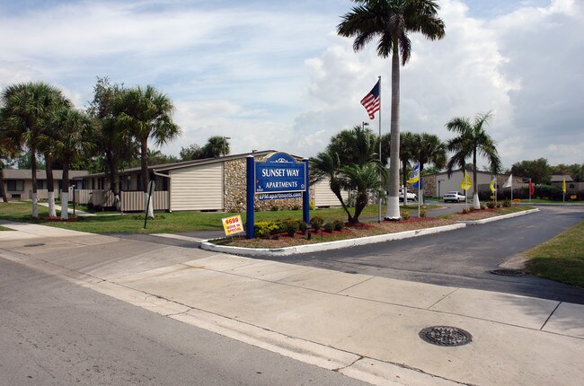 Sunset Way in Miami, FL - Building Photo - Building Photo