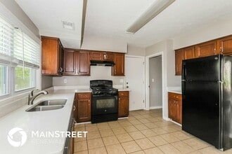 285 Blue Heron Dr in Jonesboro, GA - Building Photo - Building Photo