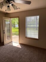 2103 N 52nd St in Fort Smith, AR - Building Photo