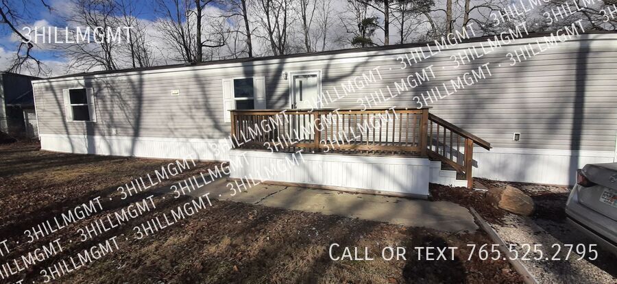 5600 W Kilgore Ave in Muncie, IN - Building Photo