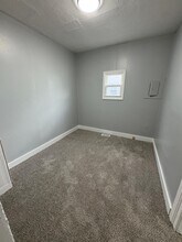 1940 Woodbridge Rd in Toledo, OH - Building Photo - Building Photo