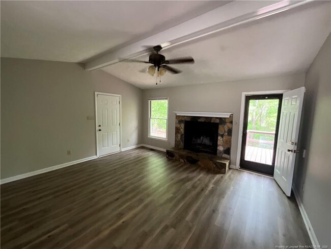 929 Kennesaw Dr in Fayetteville, NC - Foto de edificio - Building Photo