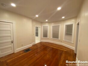 31 Mansfield St in Boston, MA - Foto de edificio - Building Photo