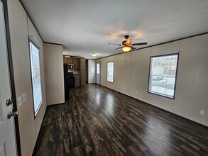 158 Rodeo Dr in Utica, NY - Building Photo - Building Photo