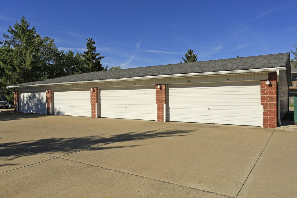 Tamarac Apartments in Willoughby, OH