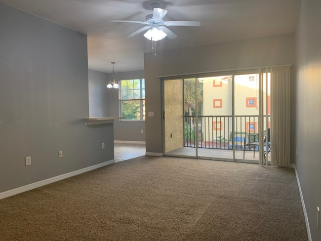 7915 Preserve Cir in Naples, FL - Building Photo - Building Photo