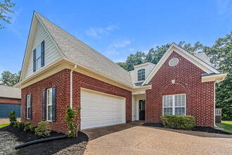 691 Classic Dr S in Hernando, MS - Building Photo - Building Photo