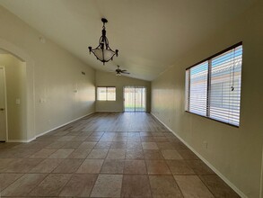 2430 W Monet Way in Tucson, AZ - Building Photo - Building Photo