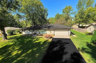 11 Jan Ave in Kankakee, IL - Building Photo