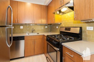 3709 N Wilton Ave in Chicago, IL - Building Photo - Building Photo